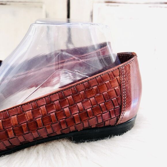 Trotters Brown Leather Woven Slip on Comfort Shoes Loafers - Womens Size 9 - Picture 3 of 9
